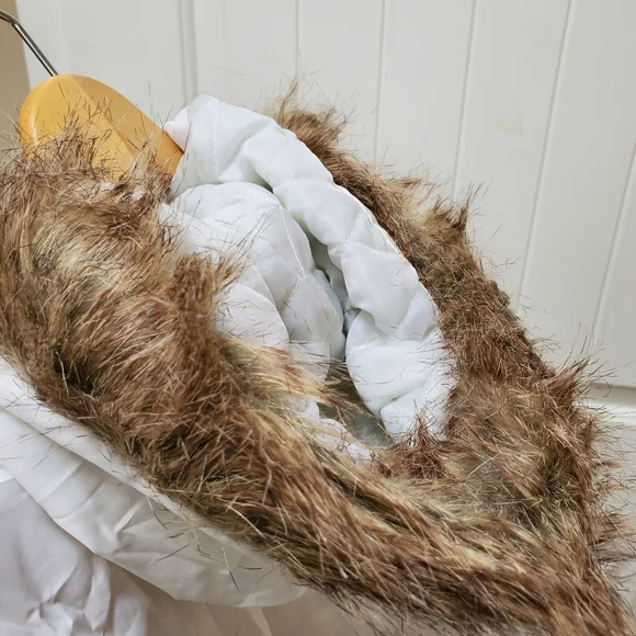 White Jacket - Picture 3 of 4